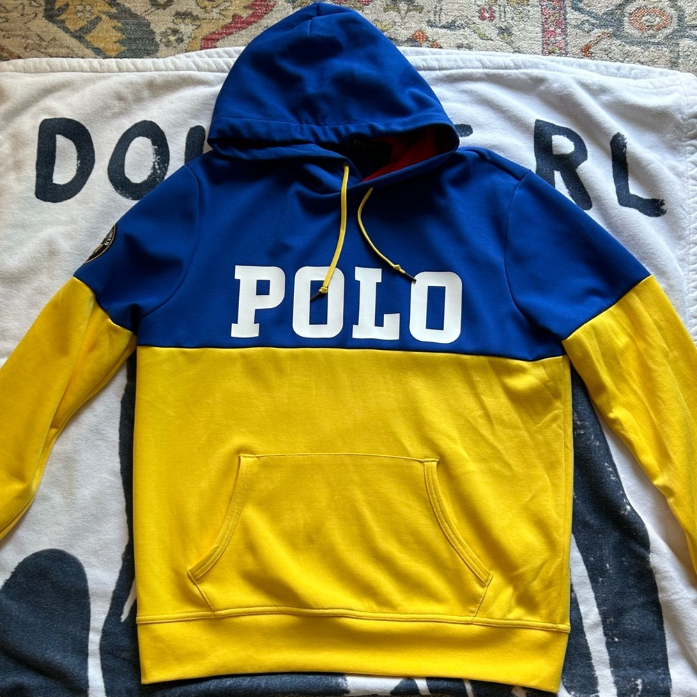 Polo Ralph Lauren hooded spell out sweatshirt size Men’s Medium.  Used